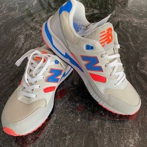 NWT - NEW BALANCE - Leather and Canvas Shoes